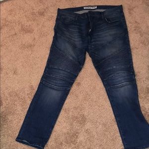 Men's blue jeans